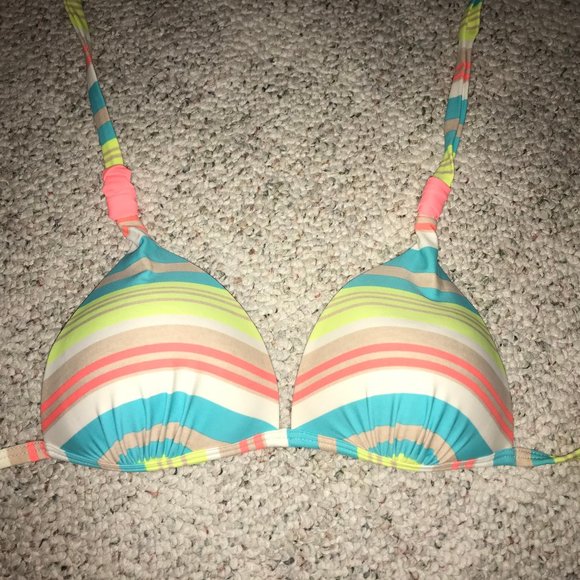 Multi-color Matching Bikini Top and Bottom - Picture 2 of 6